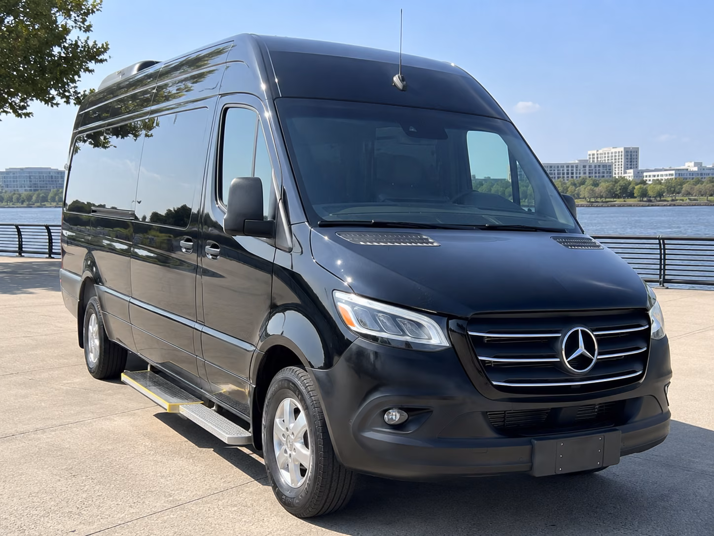 book a bus for your next sporting event 1