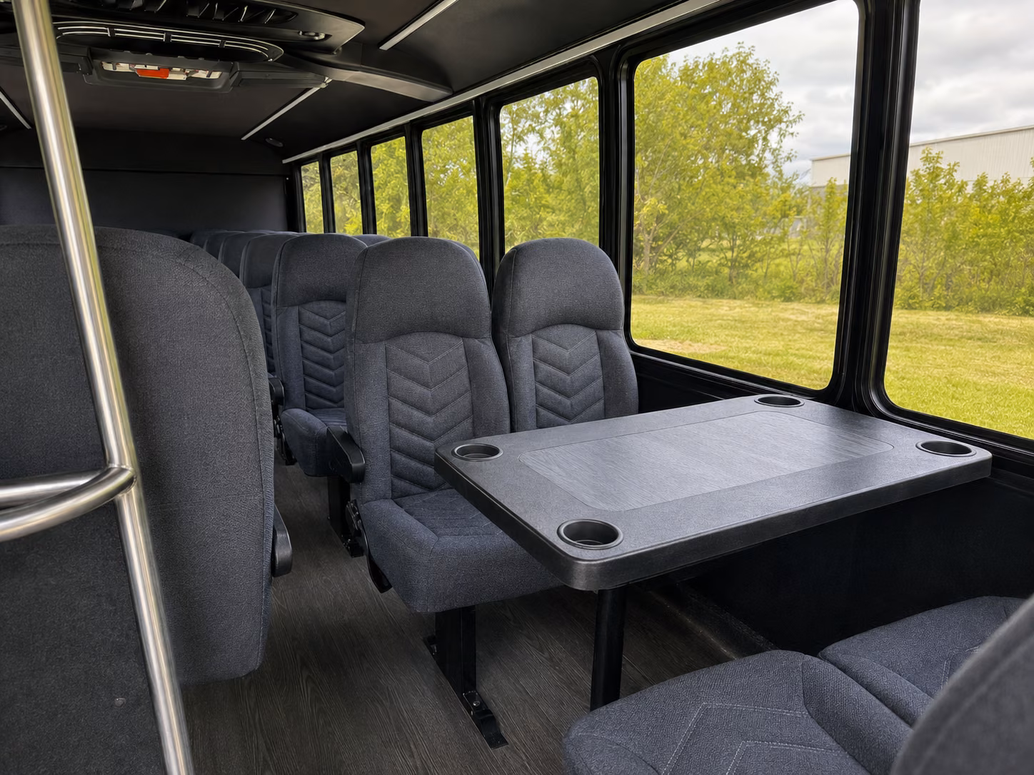 book a bus for your next wine tour 1