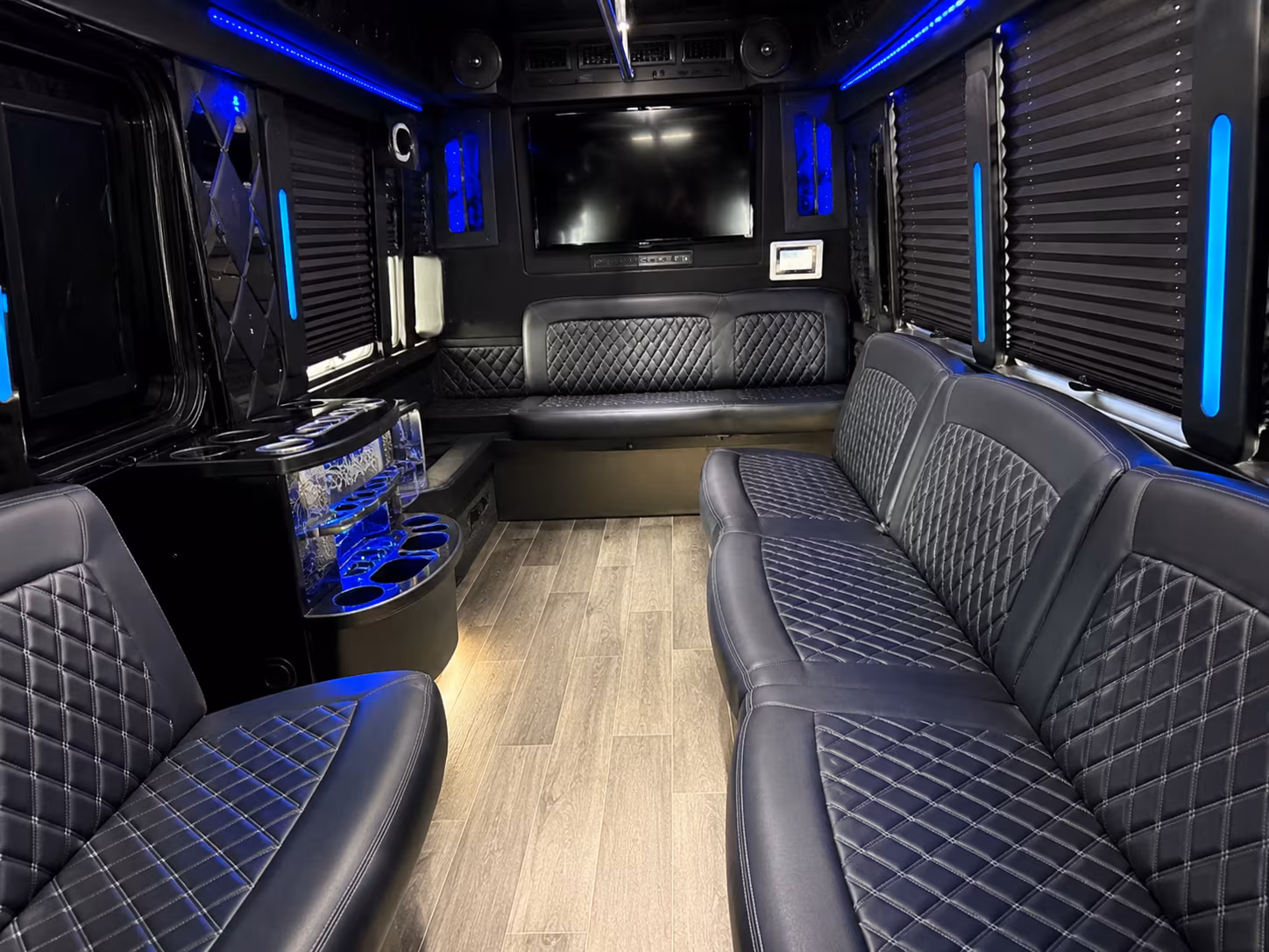 bus rentals for corporate sporting event outings and client entertainment in san diego