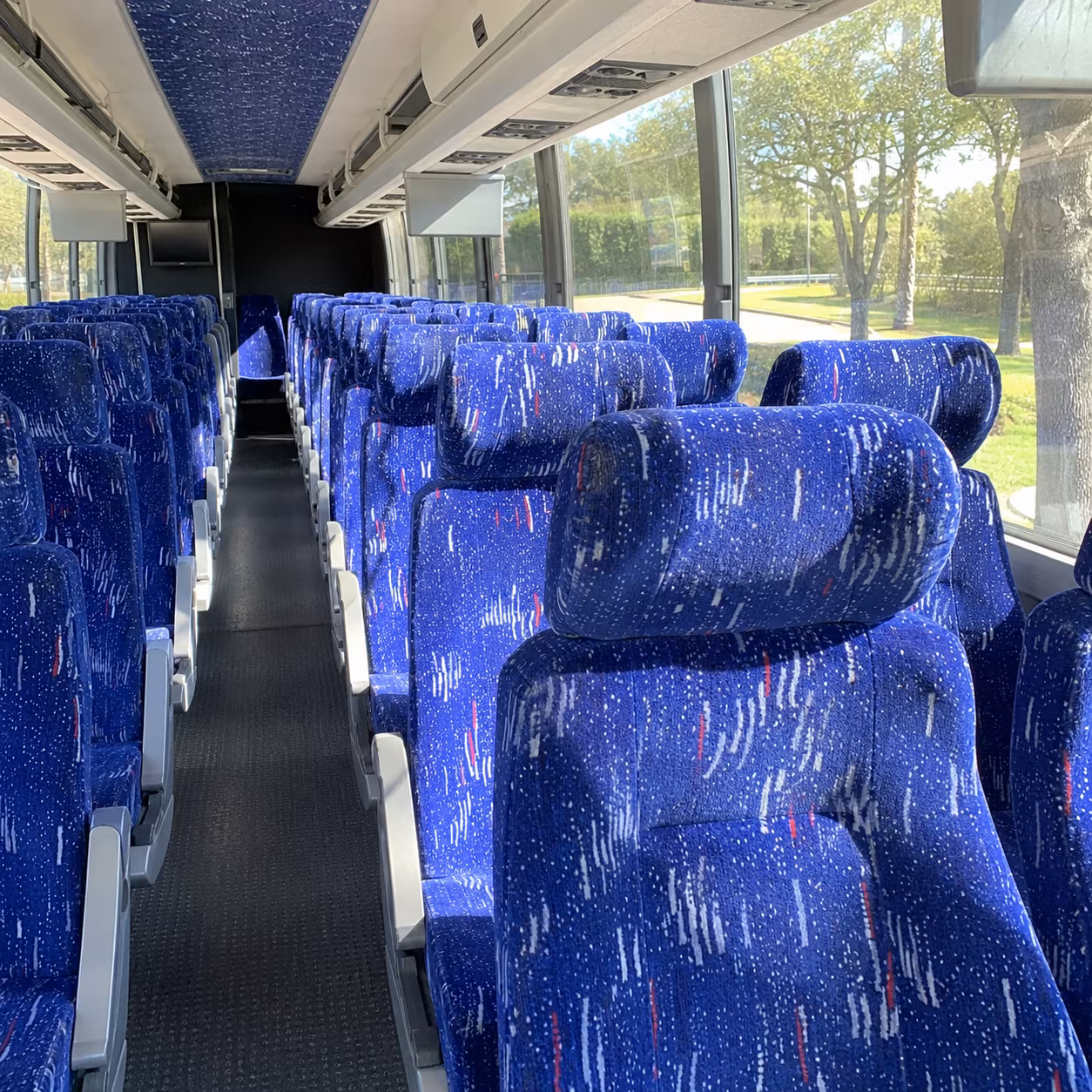 charter buses for corporate retreats and off site team events around san diego