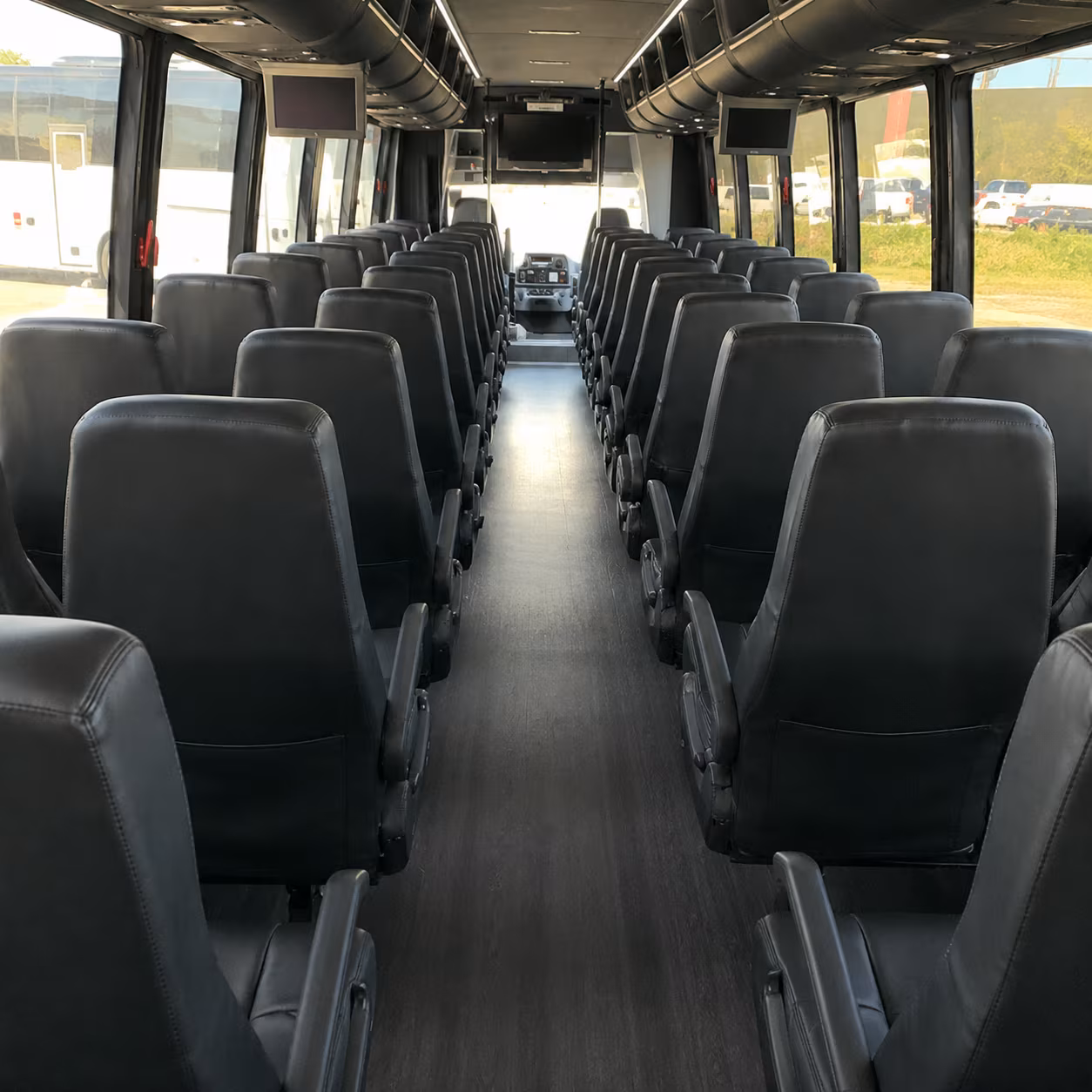 minibuses and charter buses for north county san diego field trips