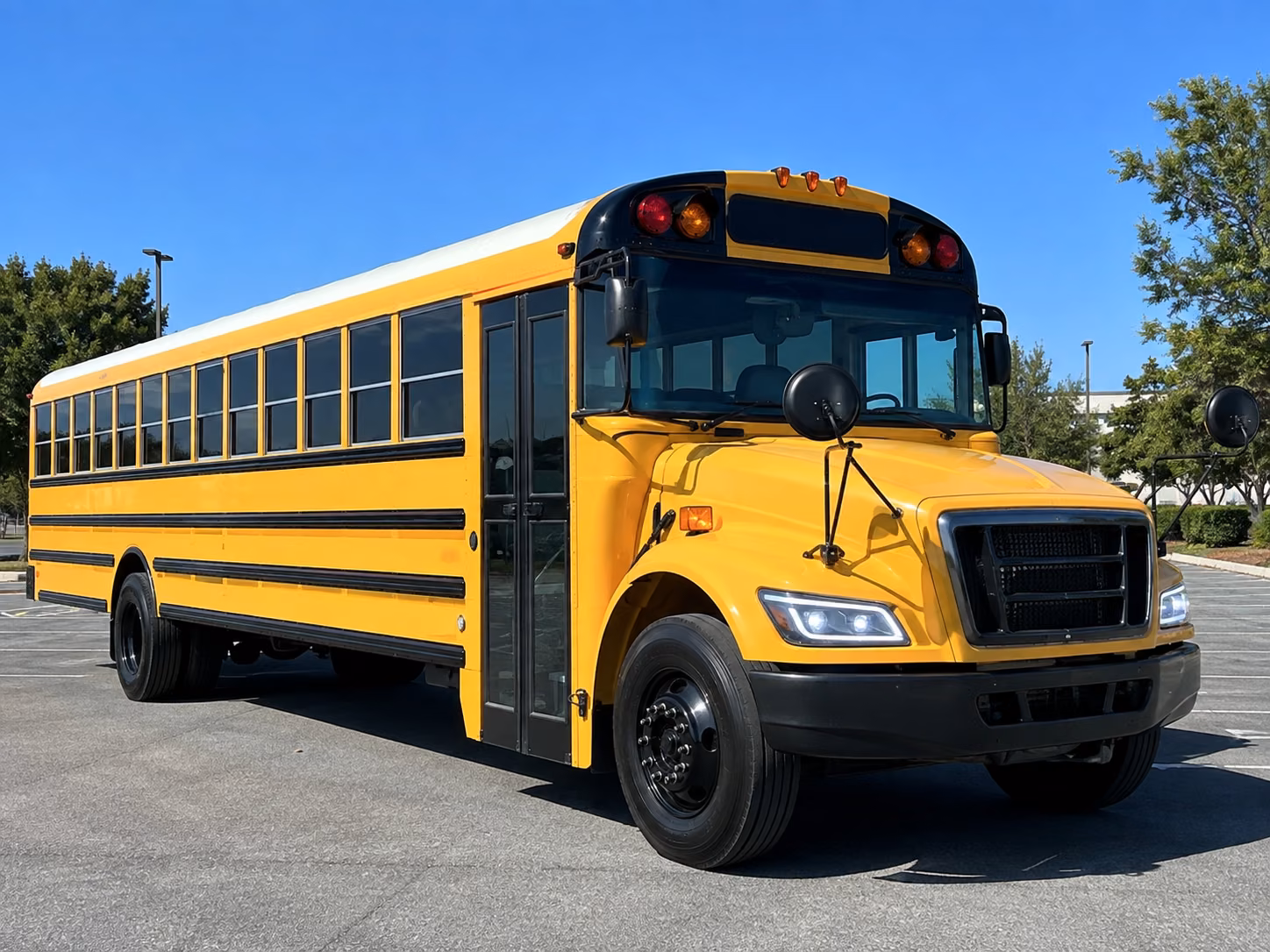 school bus rentals for zoo and aquarium trips around san diego